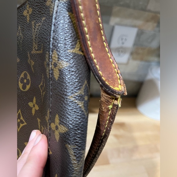 Louis Vuitton monogram looping bag - Picture 6 of 10